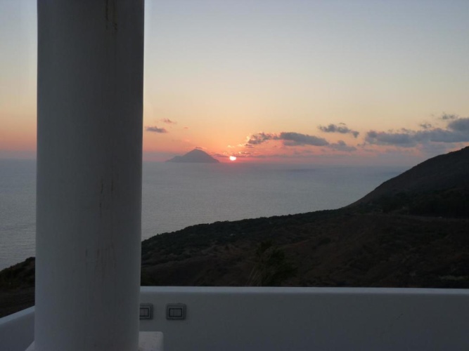 1 Bedroom Apartment with sea view