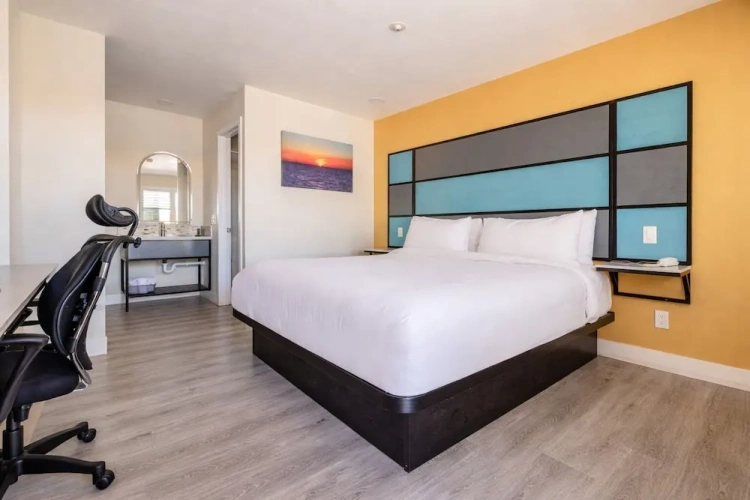 Superior room