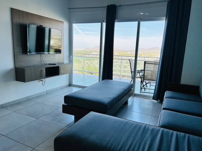 Pacifika Apartments