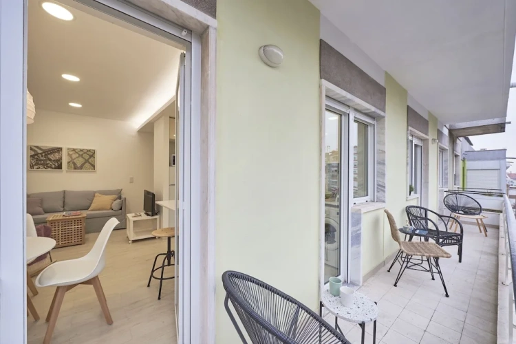 2 Bedrooms Apartment with balcony