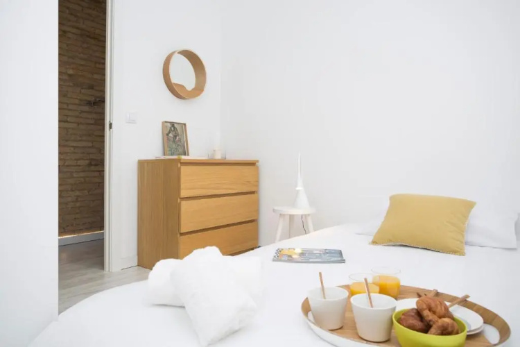 Singularstays Roger De Flor