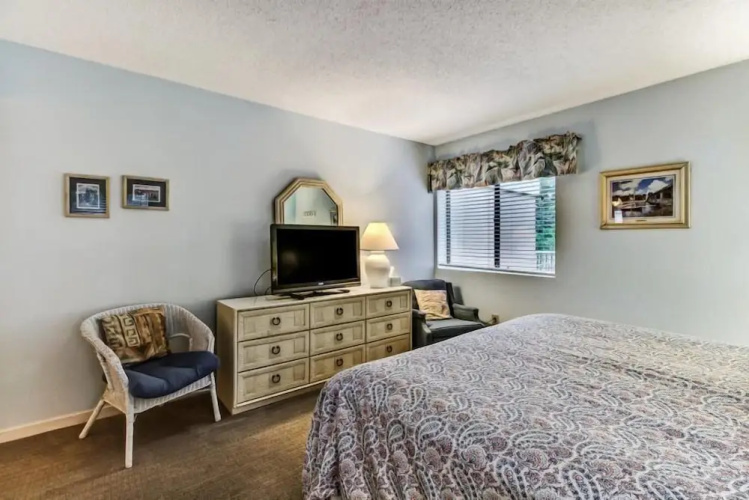 2081-beachwood