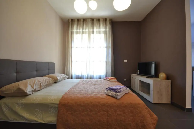Chicco Apartment Small Business