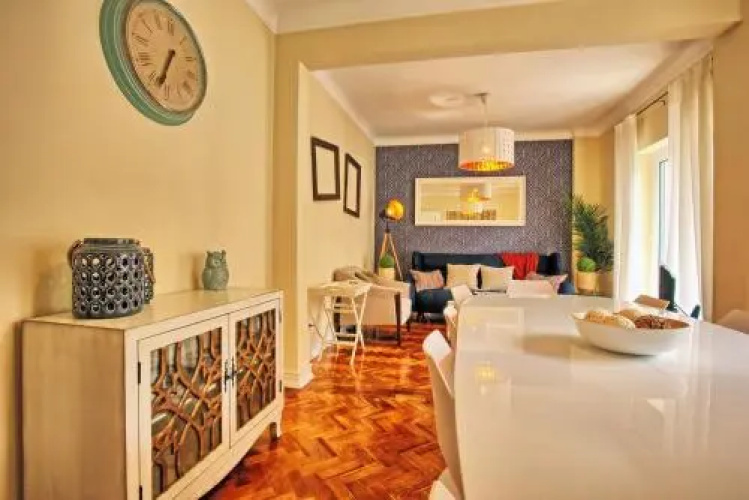 Almirante 3-Four Bedrooms
