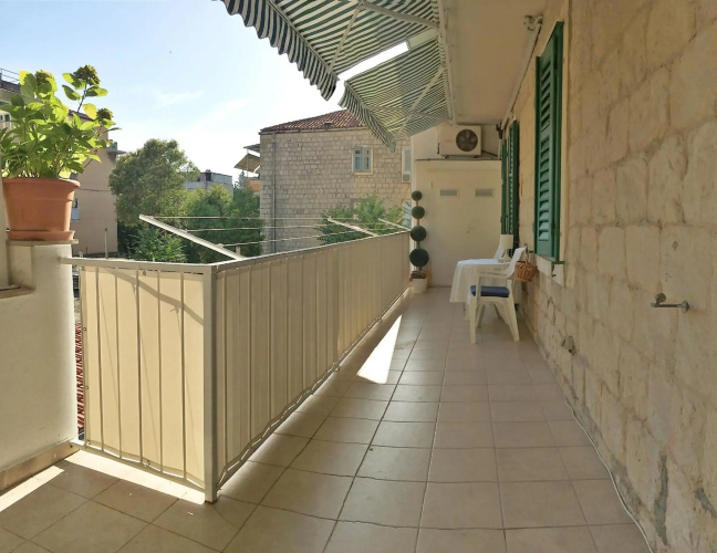 Klarina Apartments