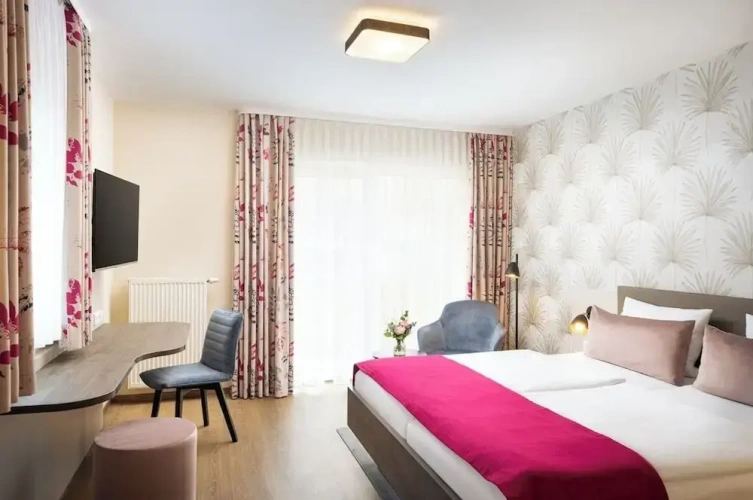 Comfort room with balcony