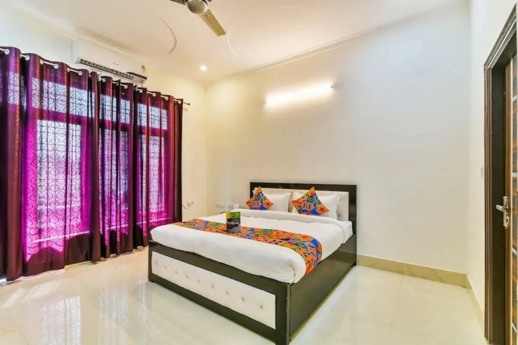 Laxmi Residency by FabHotel