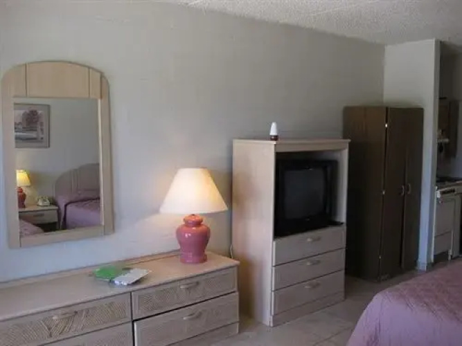 Mira Mar Motel