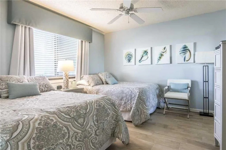 Wind Drift 208 - 2 Br condo by RedAwning