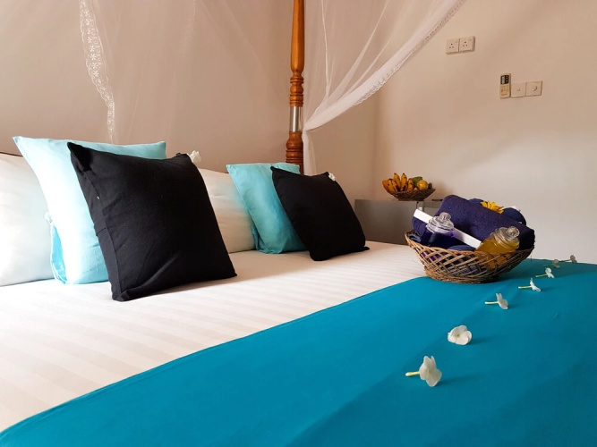 White Villa Beach Resort