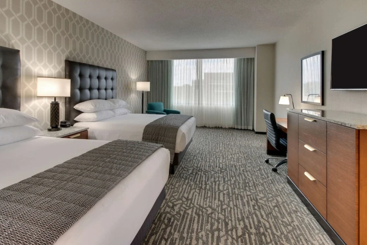 2 Bedrooms Suite
