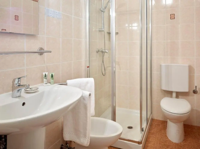 Standard Single room