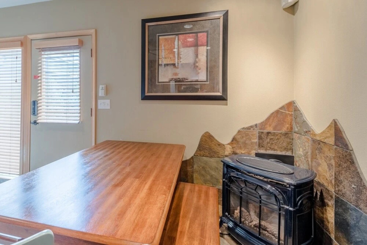 Alpine Villa 24 - 2 Br Condo