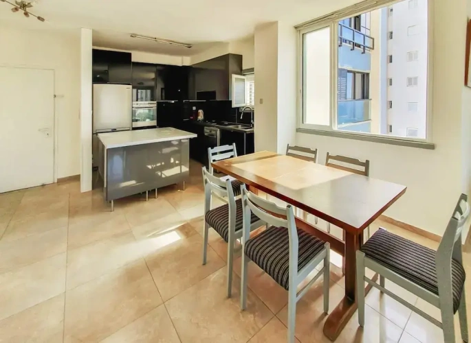 3 Bedrooms Apartment