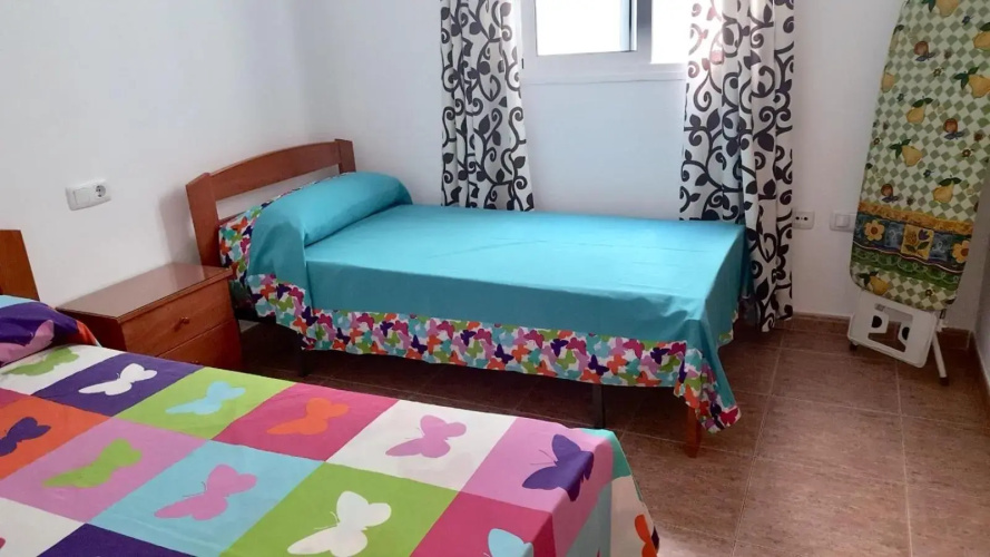 Apartamento Roquetas playa con WIFI