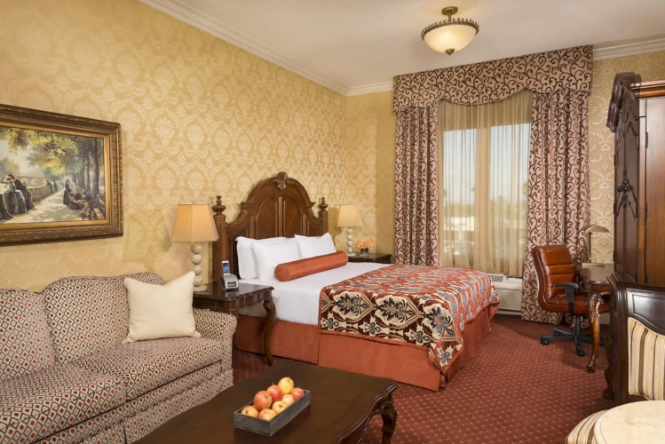 Ayres Hotel Manhattan Beach LAX