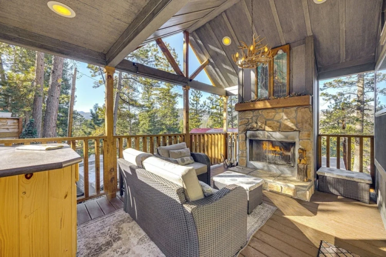 2 Bedrooms Cottage