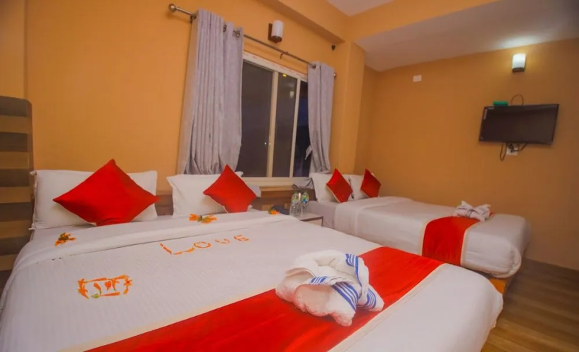 Hotel Fewa Suites