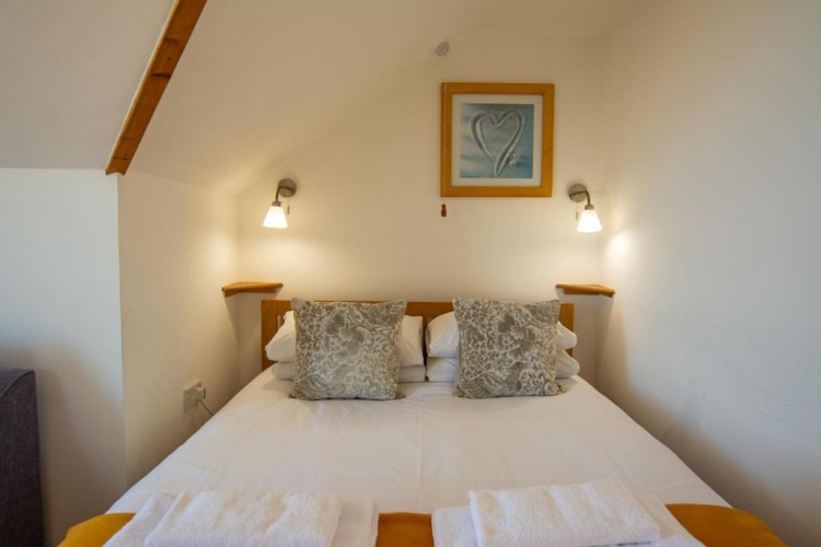 3 Bedrooms Deluxe Apartment with balcony