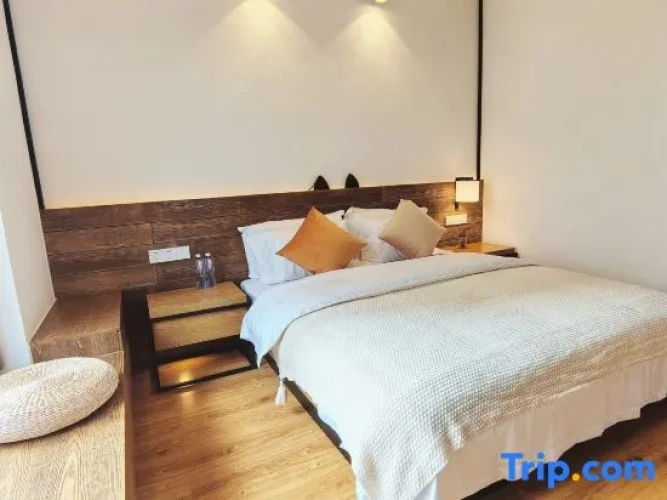 2 Bedrooms Suite