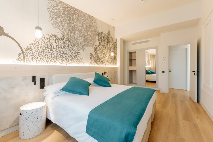 R2 Higos Beach Apartments