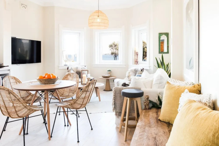 Designer Beachfront Apartment