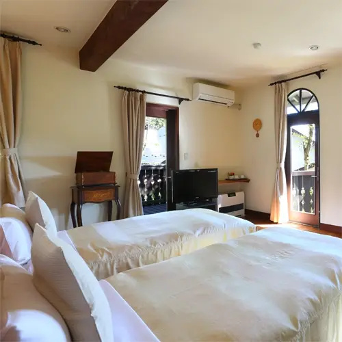 Hotel Hut Walden