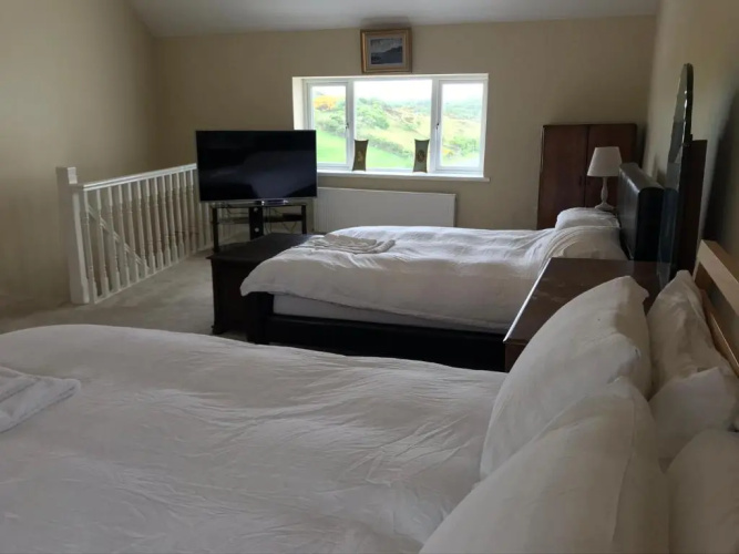 Cottage 360 - Clifden
