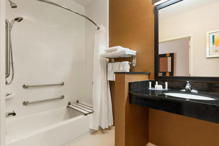 Fairfield Inn & Suites Saginaw