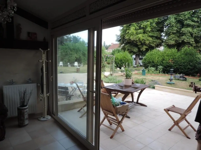 2 Bedrooms Cottage