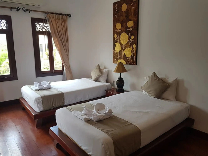 Akira Luang Prabang