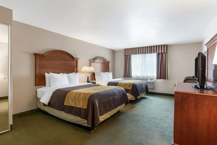 Comfort Inn & Suites