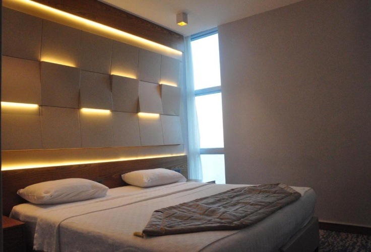 Standard Double room with partial sea view