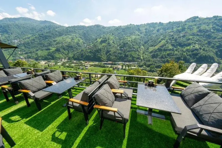 Pavri Suit Bungalow