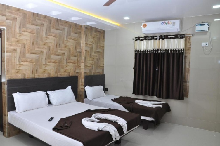 Deluxe Triple room with sea view