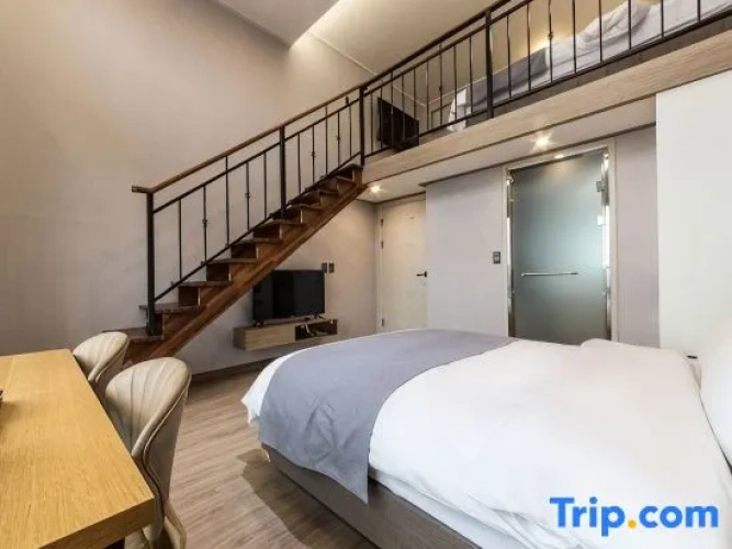 Quadruple Junior Suite