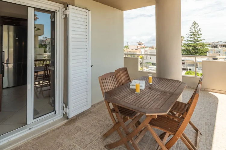 Amazon Apartment