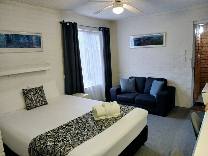 Deluxe Double Suite