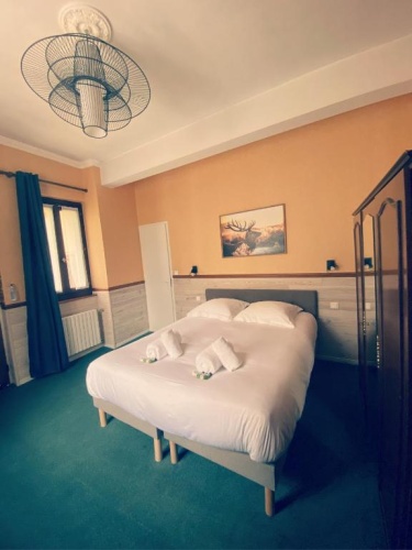 Suite with garden view