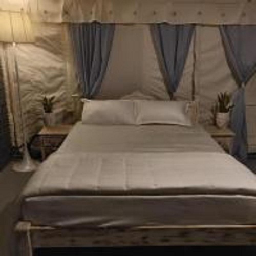 Premier room