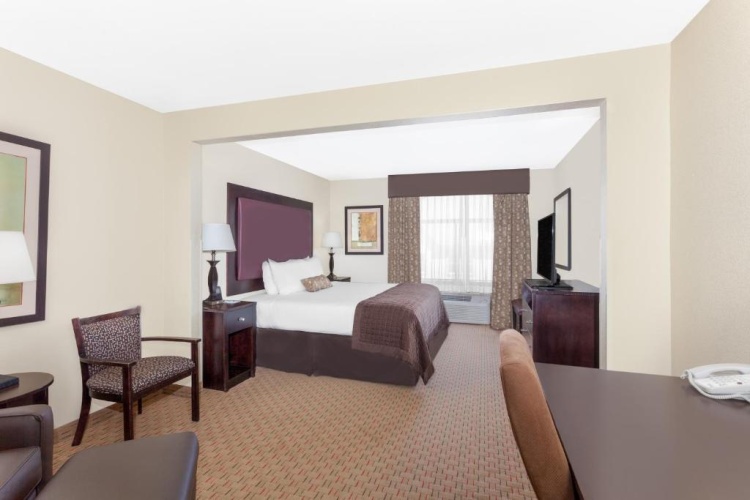 Deluxe Double Suite
