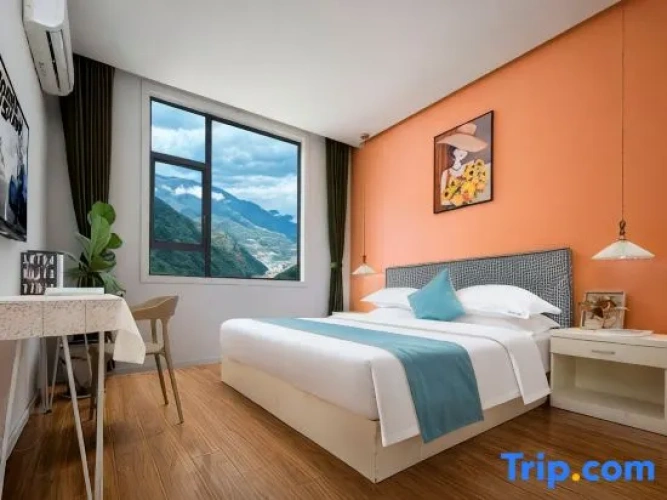 Economy room
