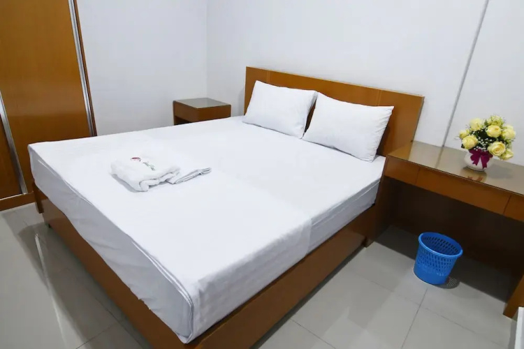 Rich Guesthouse