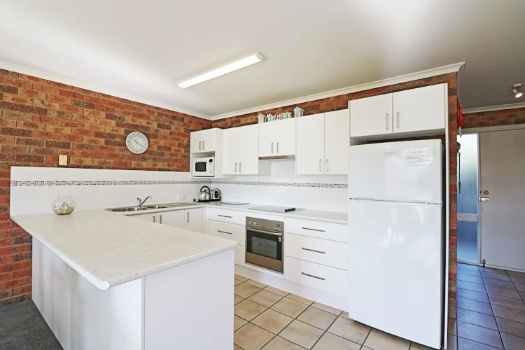 2 Bedrooms Apartment with lake view