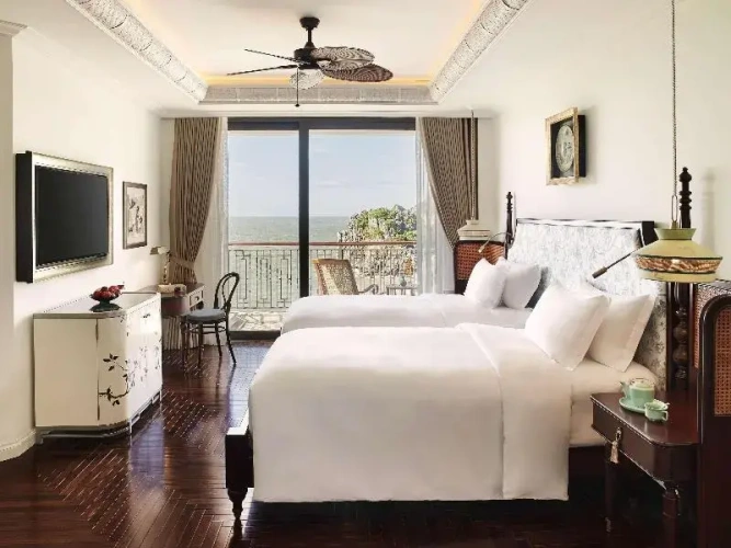Standard Twin room with balcony