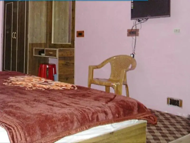 Apple Orchid Resort