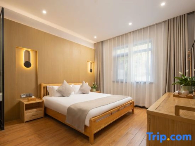 6 Bedrooms Standard room