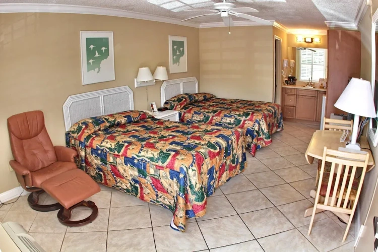 Standard Quadruple room