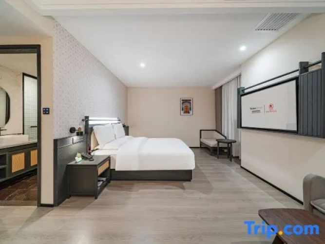 Deluxe Double Suite