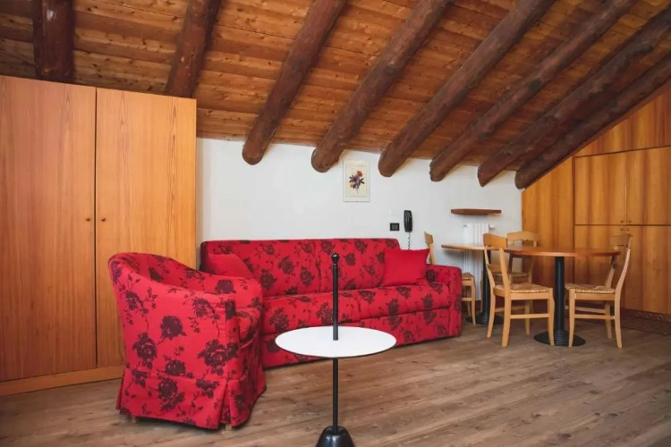 Twin Family Suite